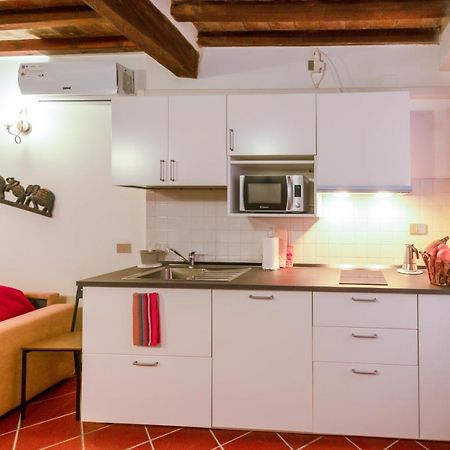 Parma Portici Antichi Monolocale A 5 Min Dal Duomo Apartment Екстериор снимка