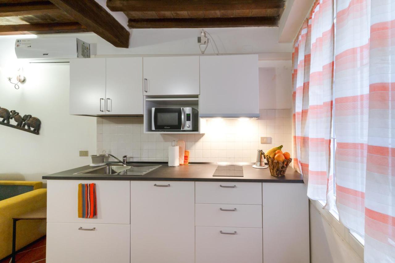 Parma Portici Antichi Monolocale A 5 Min Dal Duomo Apartment Екстериор снимка