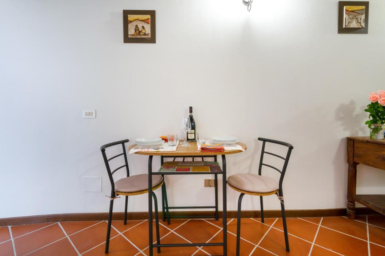 Parma Portici Antichi Monolocale A 5 Min Dal Duomo Apartment Екстериор снимка