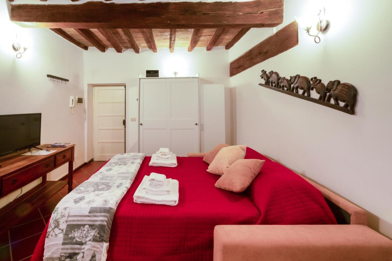 Parma Portici Antichi Monolocale A 5 Min Dal Duomo Apartment Екстериор снимка